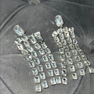 Elegant Silver Crystal Drop Earrings